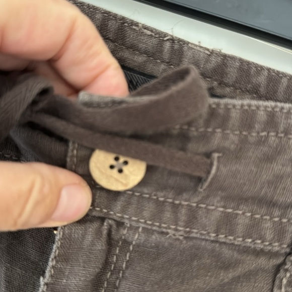 Nine West Jeans Brown Linen Blend Drawstring w/ Rolled Legs Capri 12 - Picture 5 of 9